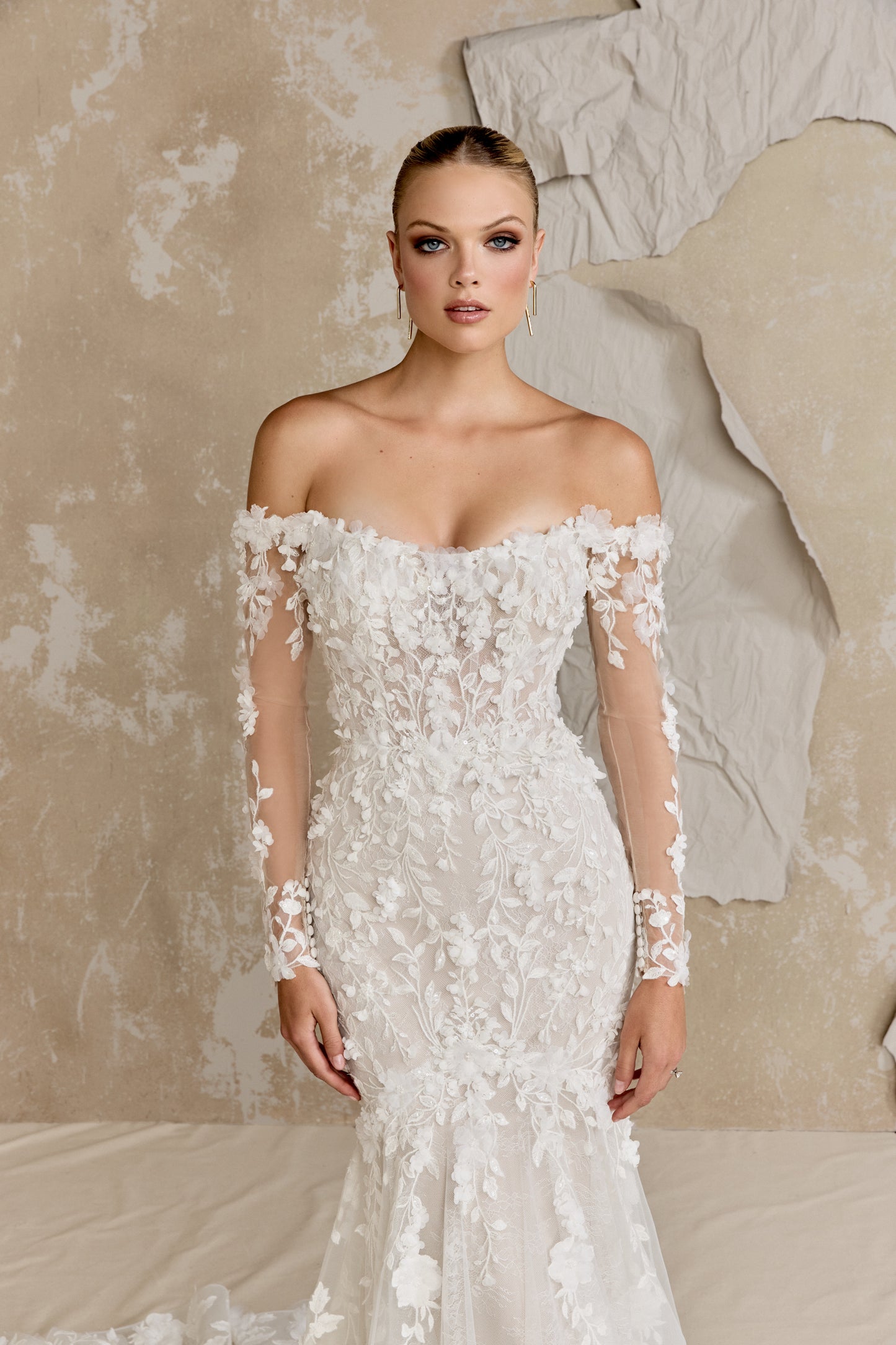 JustinAlexanderSignatureAnnaBridalHughes