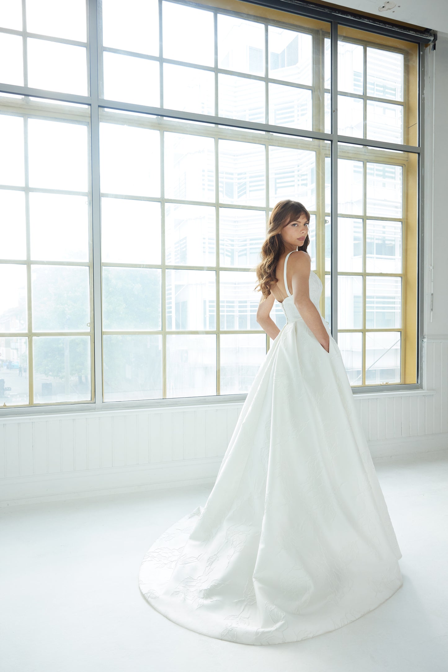 Bloomsbury_Suzanne_Neville_Anna_Bridal4
