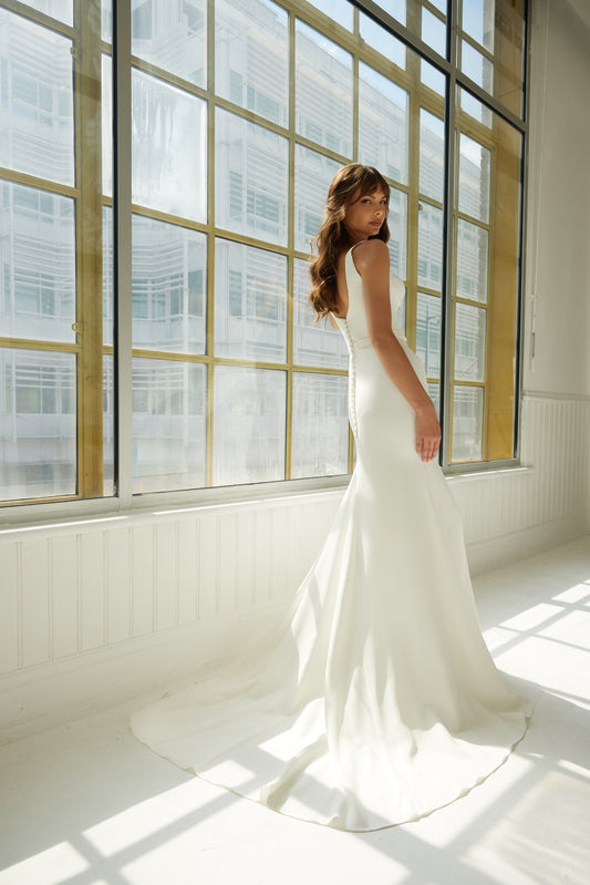 Montage_Suzanne_Neville_Anna_Bridal1