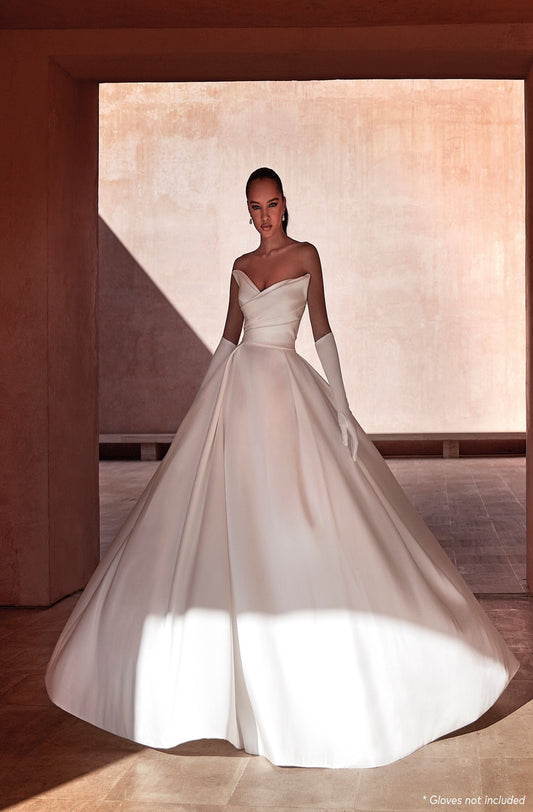 PronoviasAnnaBridalLandon