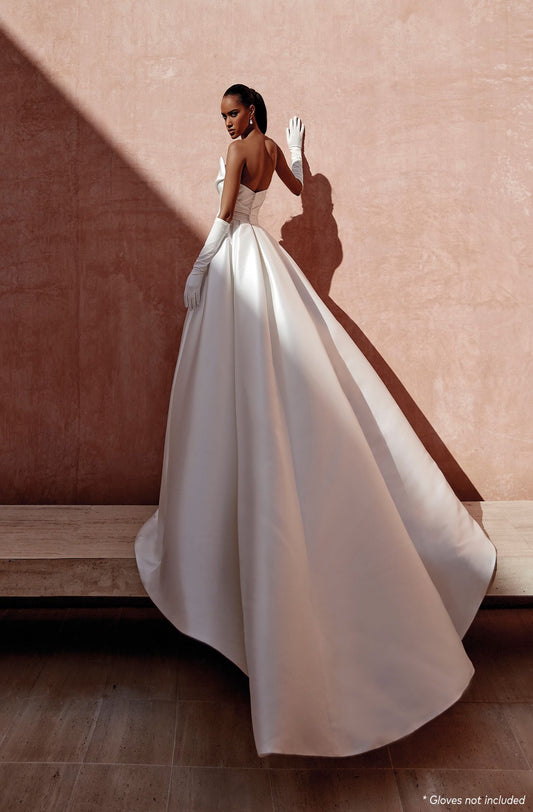 PronoviasAnnaBridalLandon