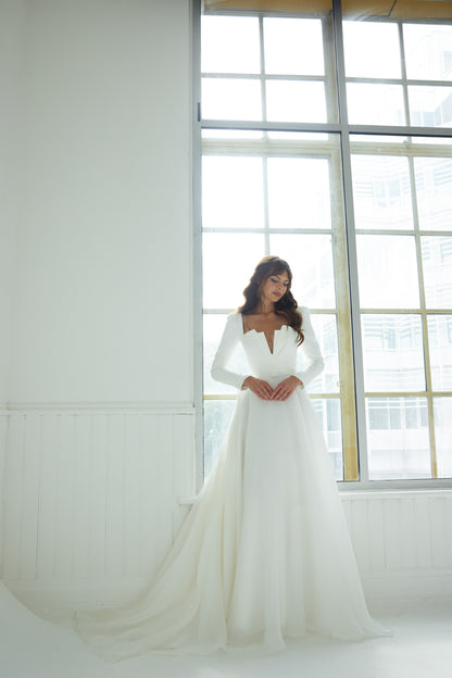 Conrad_Suzanne_Neville_Anna_Bridal5