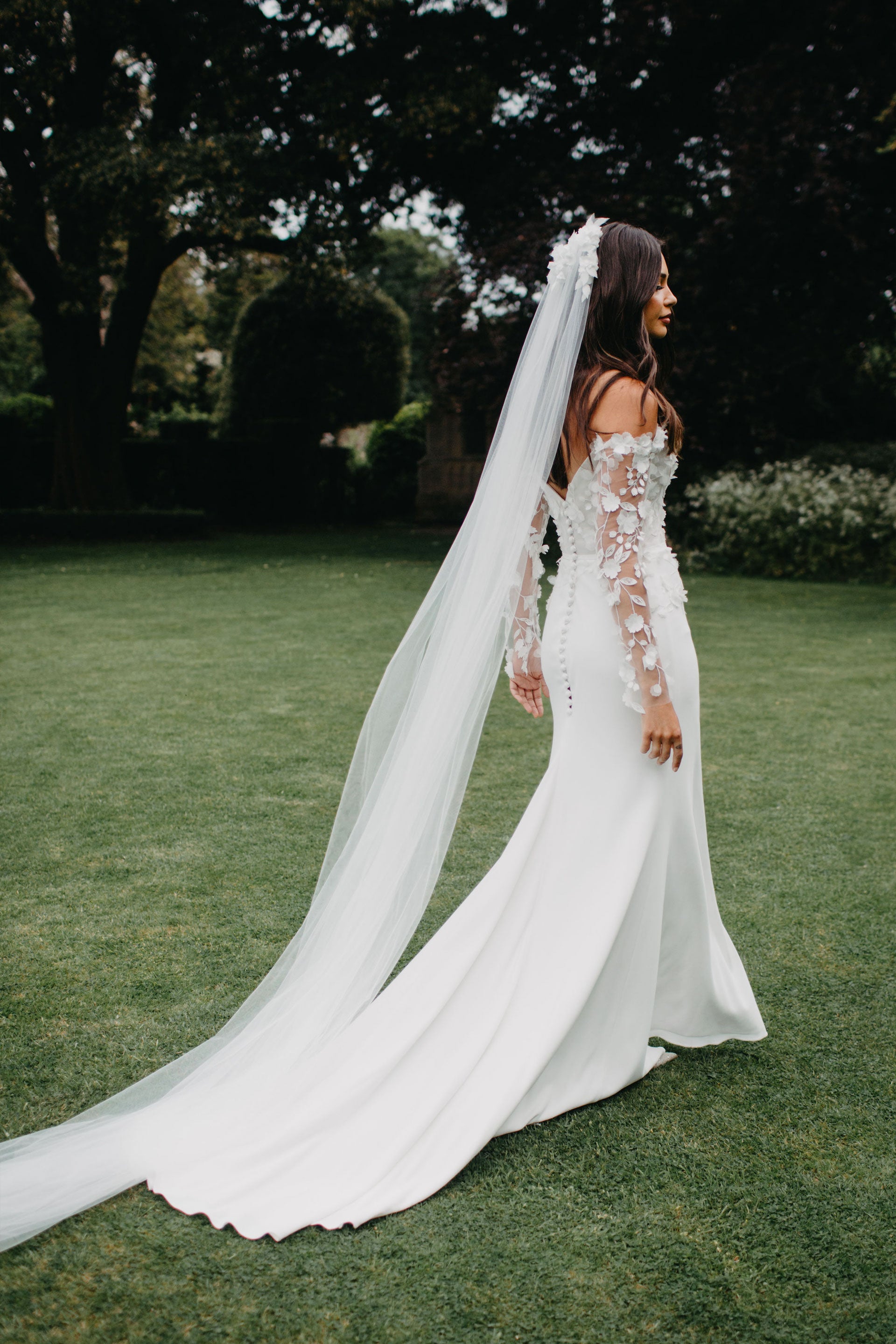 Eden_Suzanne_Neville_Anna_Bridal6