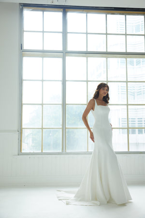Peninsula_Suzanne_Neville_Anna_Bridal3
