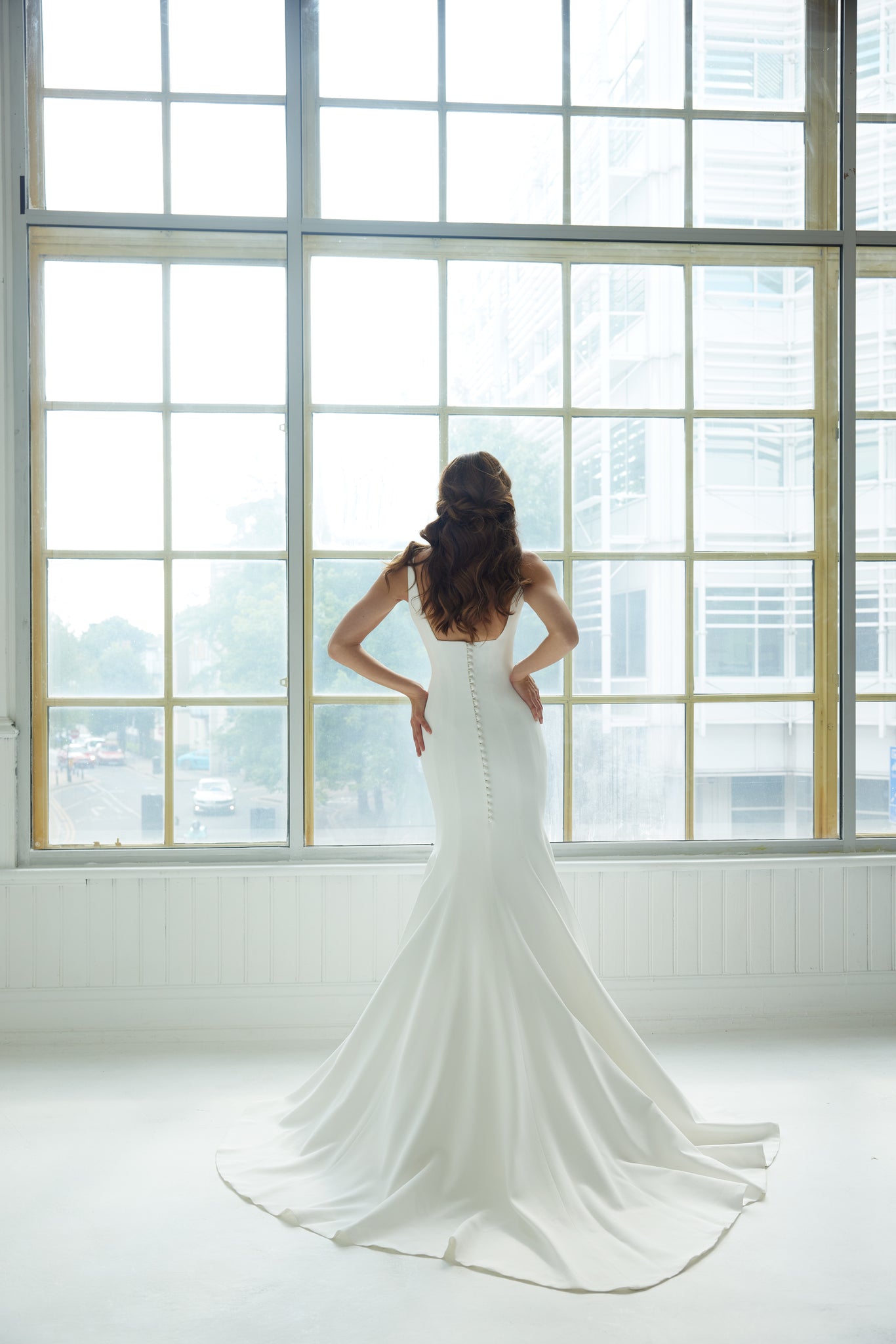 Peninsula_Suzanne_Neville_Anna_Bridal5