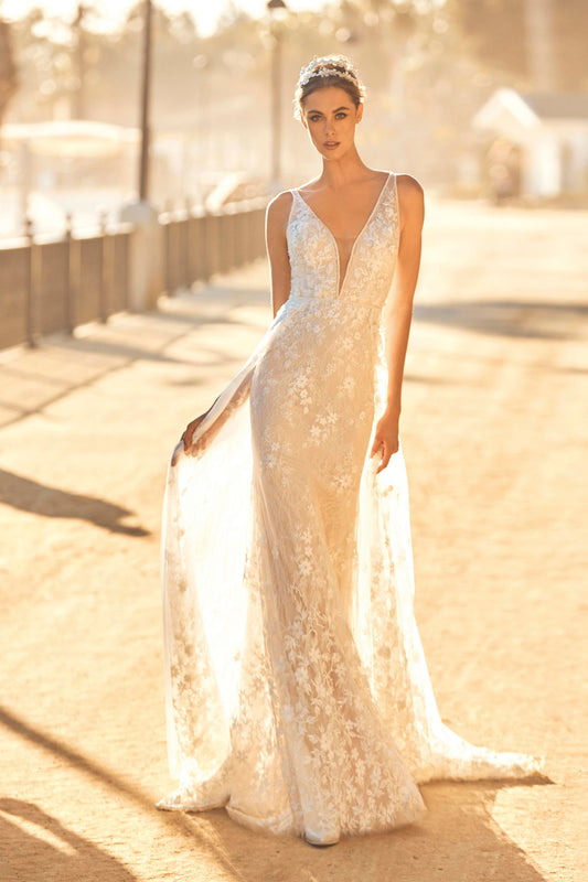 PronoviasAnnaBridalMarli